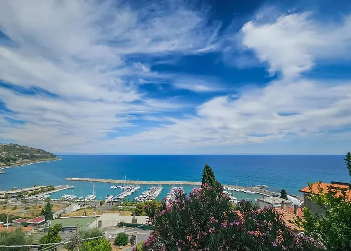 Lighthouse San Lorenzo al Mare