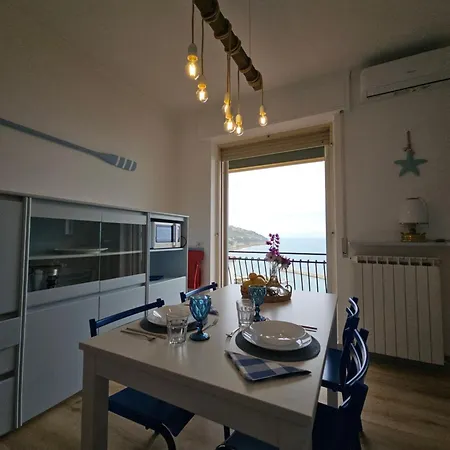 Lighthouse דירה *